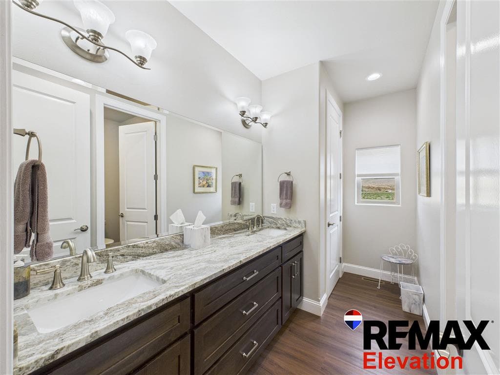 108 Stillwater Dr — photo 31 of 54