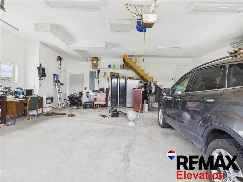 108 Stillwater Dr — photo 35 of 54