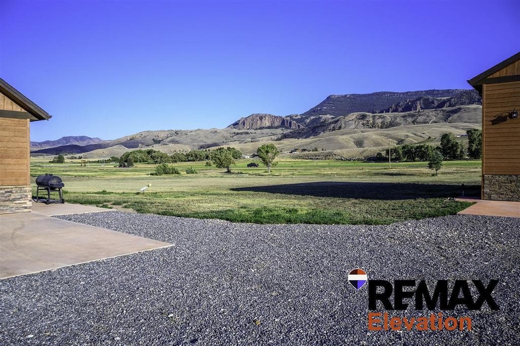 108 Stillwater Dr — photo 7 of 54