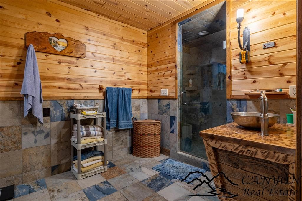 124 Highway 14A West — photo 23 of 88