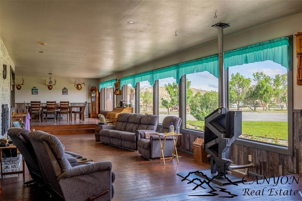 124 Highway 14A West — photo 5 of 88