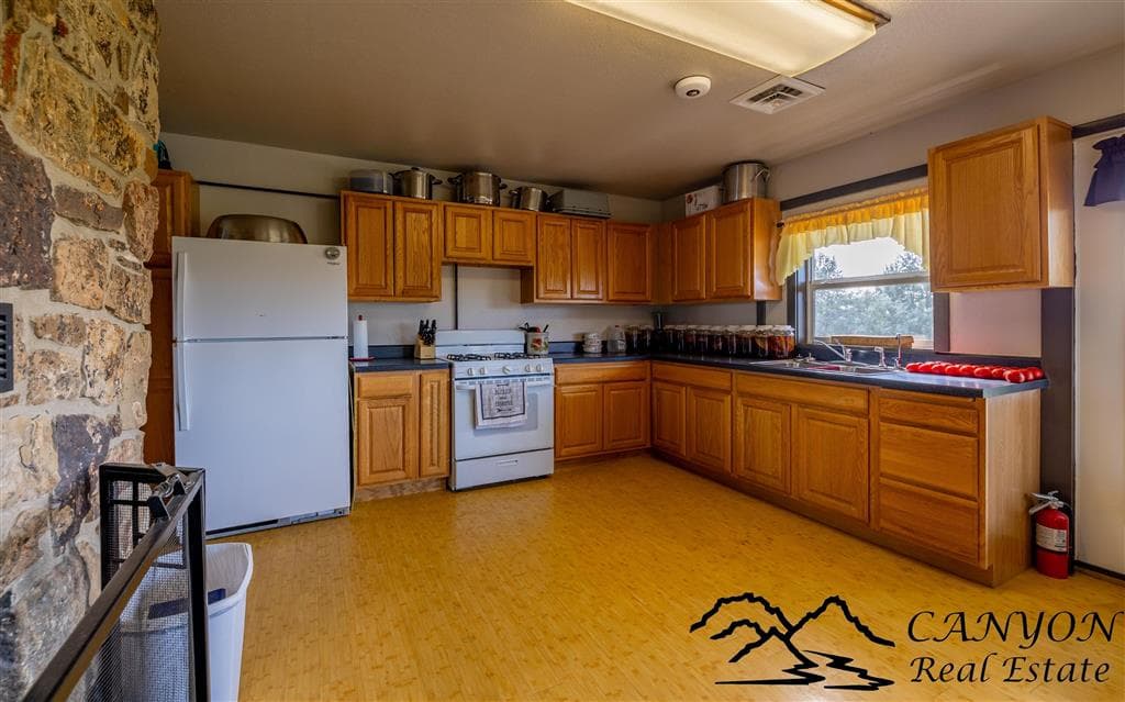 124 Highway 14A West — photo 41 of 88