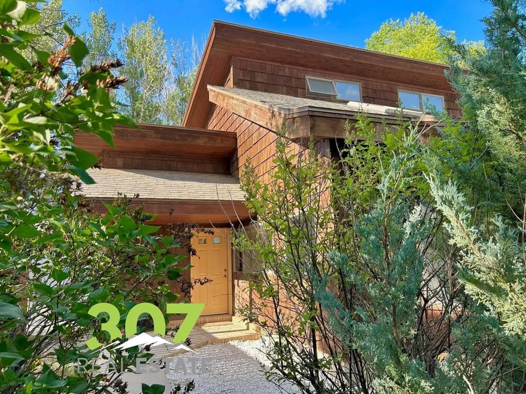 403 Fiddlers Ln — photo 4 of 51