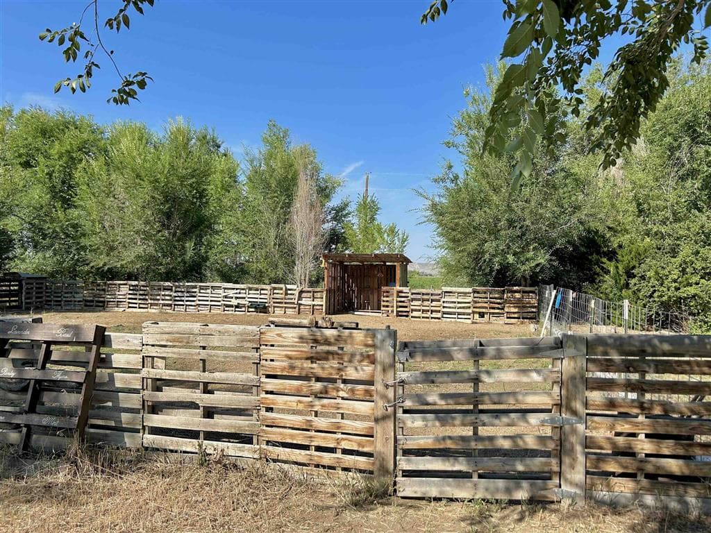 403 Fiddlers Ln — photo 47 of 51