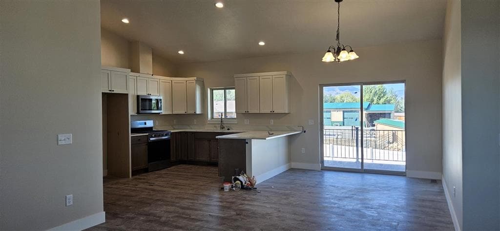 2707 Skyview Ln — photo 10 of 16