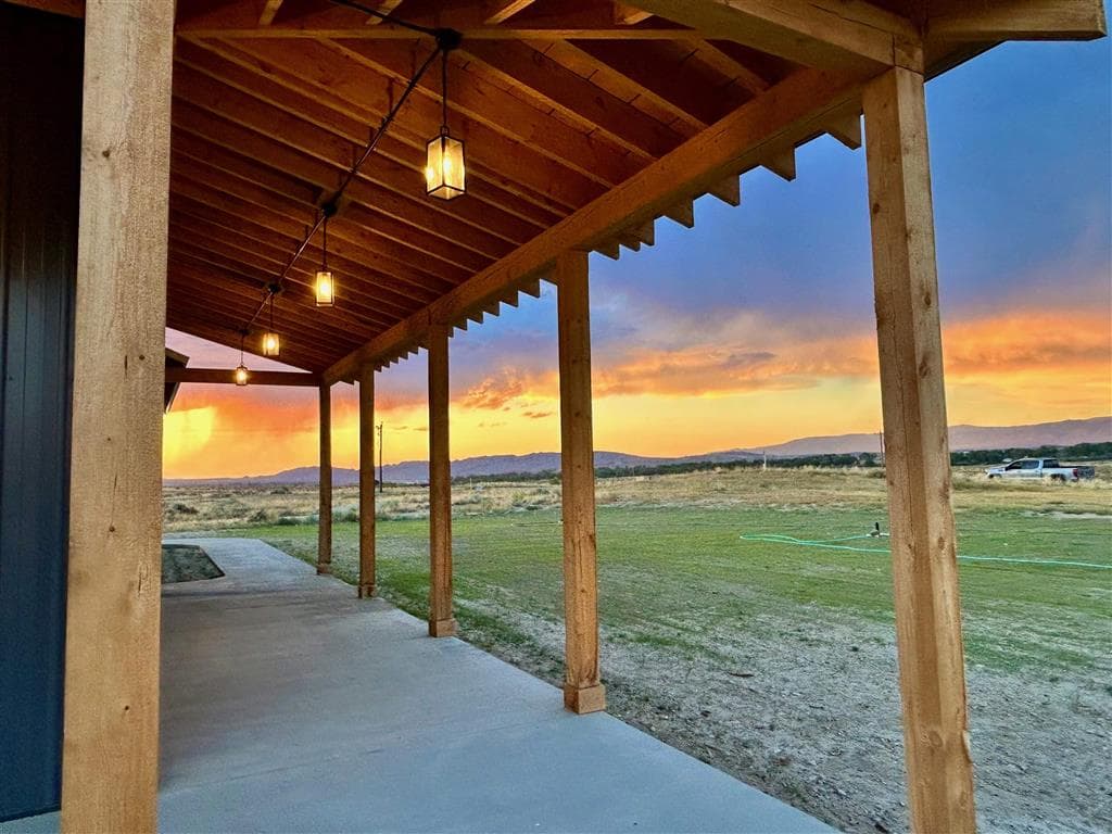 341 Frontier Drive — photo 3 of 38