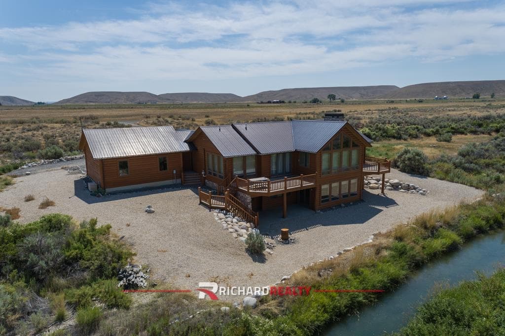 77 Eagle Rock Trail — photo 2 of 25