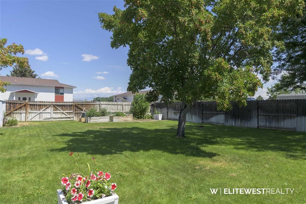 139 East 7th St — photo 47 of 71