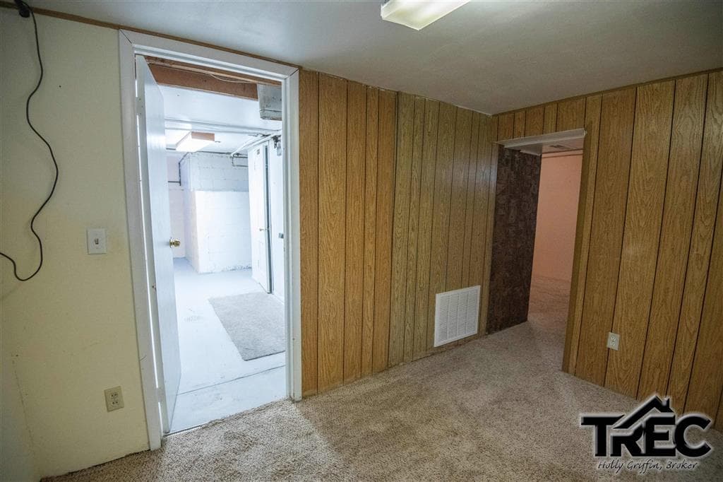 522 Avenue F — photo 20 of 25