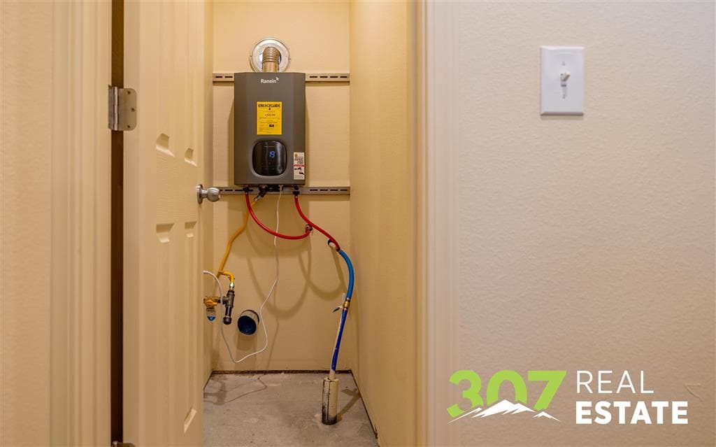 3256 North Fork Hwy — photo 14 of 44