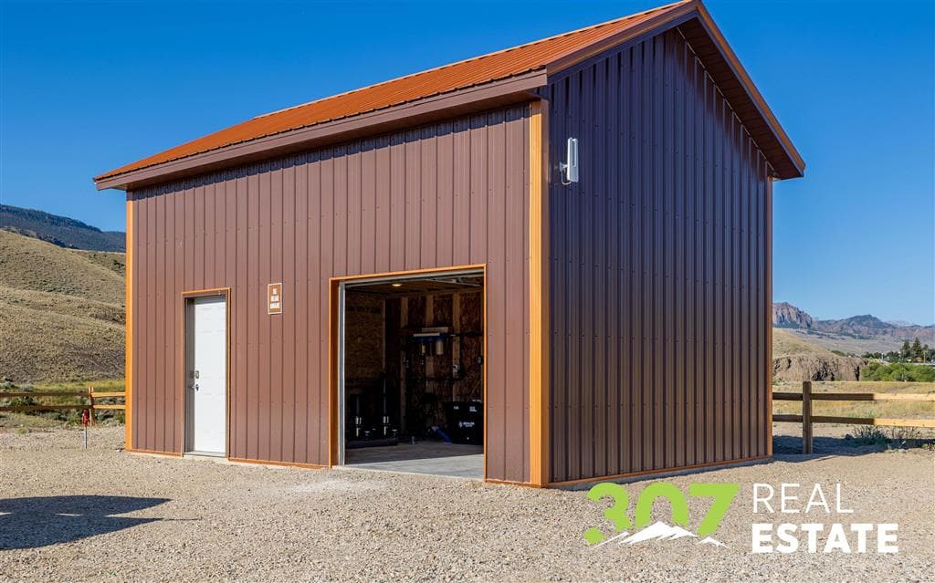 3256 North Fork Hwy — photo 23 of 44