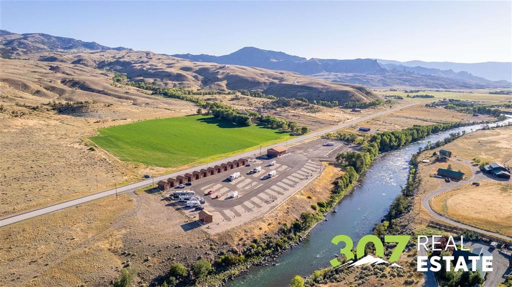 3256 North Fork Hwy — photo 4 of 44