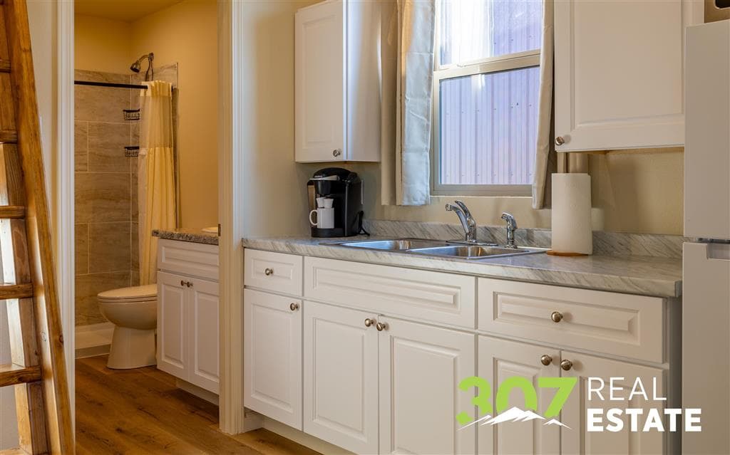 3256 North Fork Hwy — photo 7 of 44