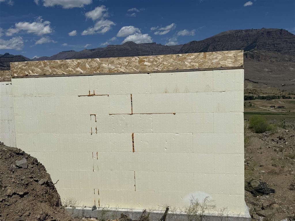 203 Hawk Dr — photo 13 of 14