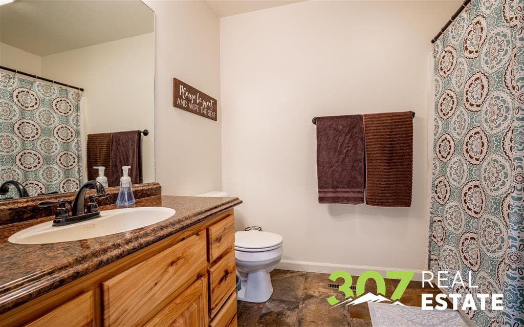 1142 E Madison St — photo 22 of 42