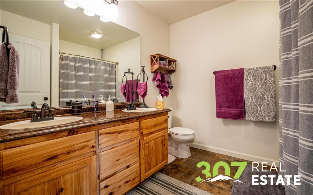 1142 E Madison St — photo 29 of 42