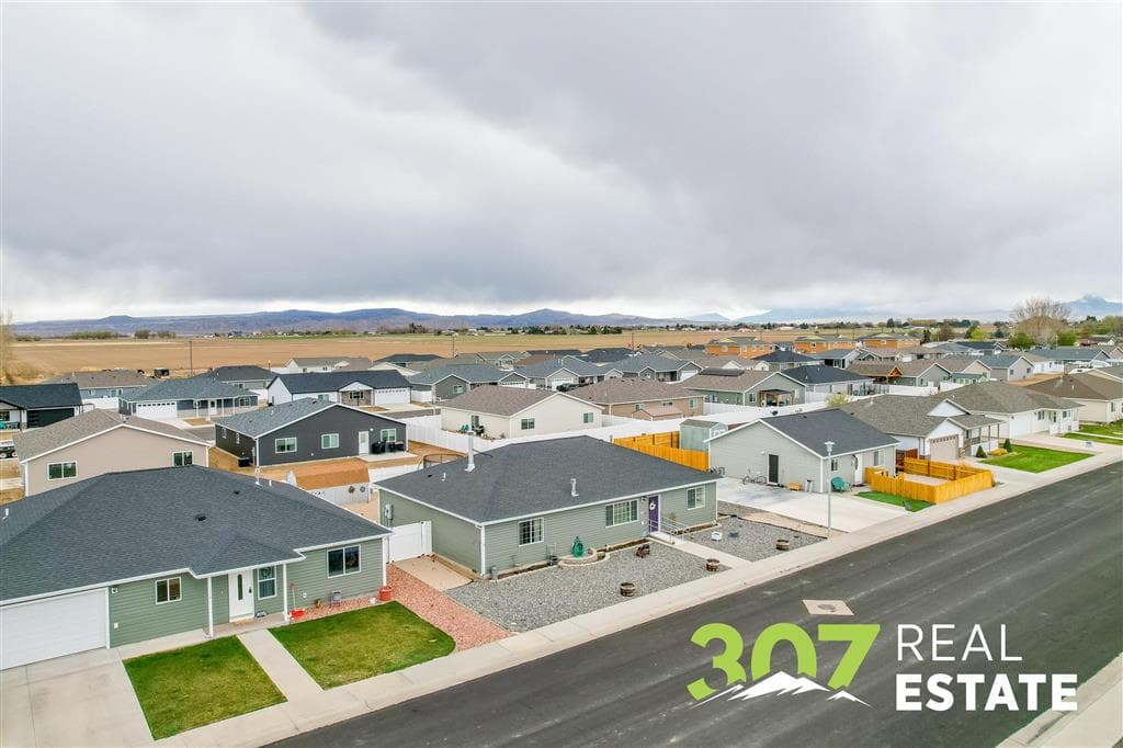 1142 E Madison St — photo 30 of 42