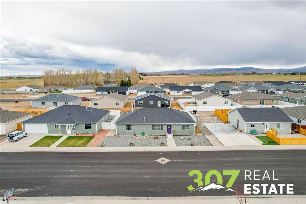 1142 E Madison St — photo 31 of 42