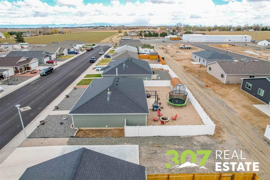 1142 E Madison St — photo 33 of 42