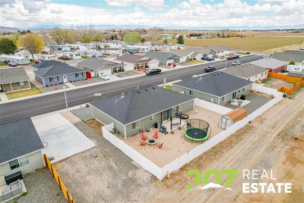 1142 E Madison St — photo 34 of 42