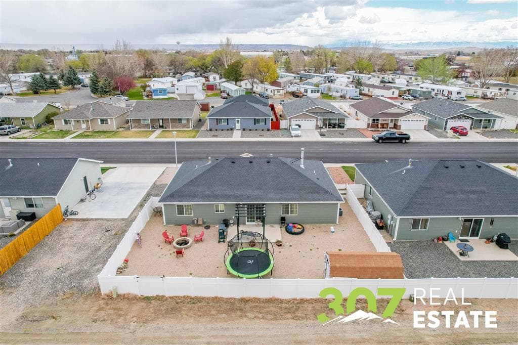 1142 E Madison St — photo 35 of 42