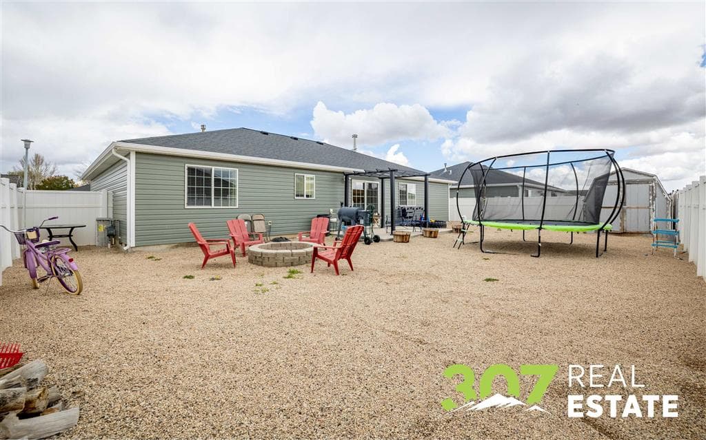 1142 E Madison St — photo 6 of 42