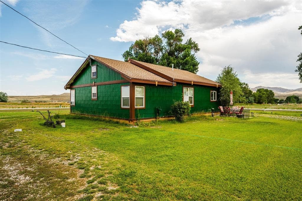 1742 Lane 14 — photo 3 of 67