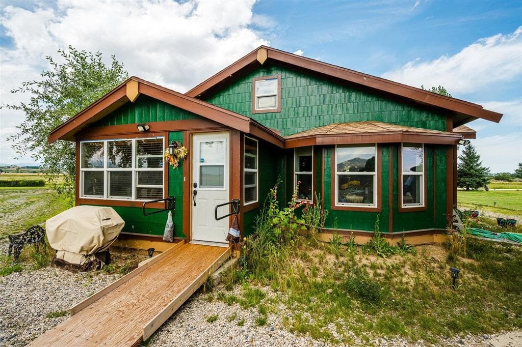 1742 Lane 14 — photo 4 of 67