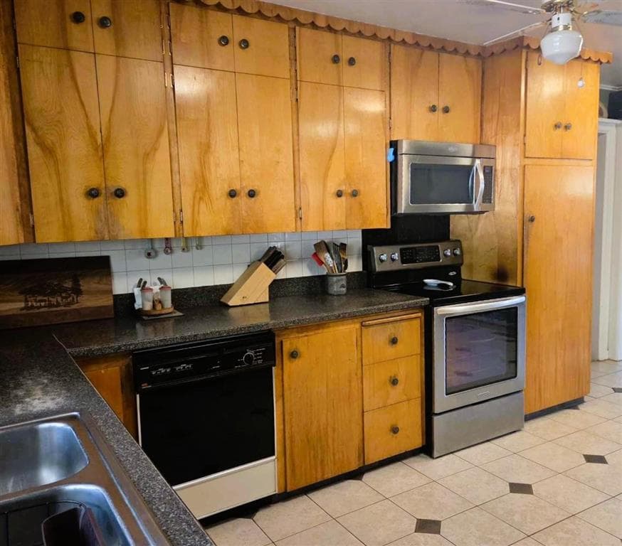 96 & 98 2nd St — photo 21 of 51