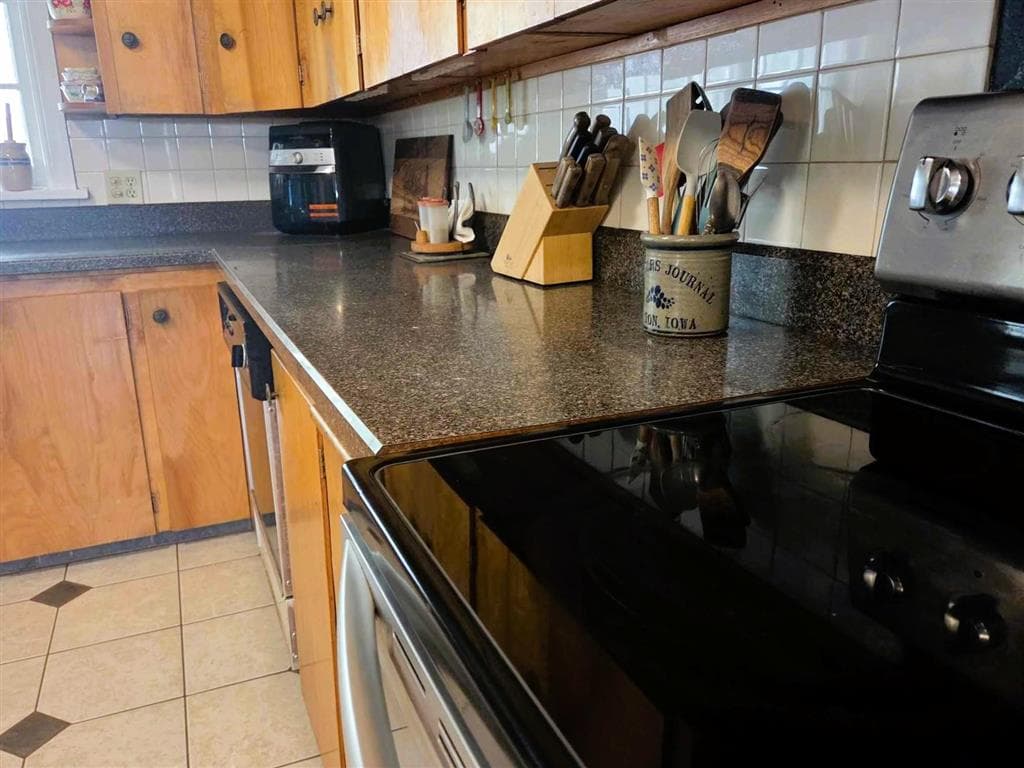 96 & 98 2nd St — photo 24 of 51