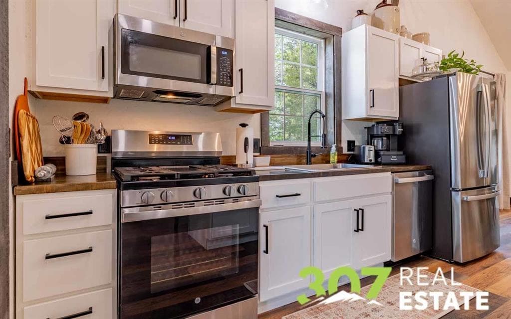 15 Cole Rd — photo 9 of 25