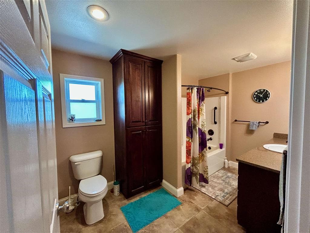 1328 Road 11 — photo 23 of 57