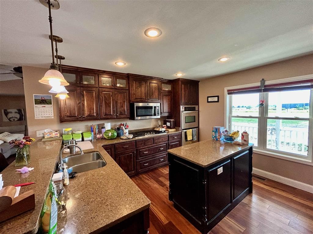 1328 Road 11 — photo 9 of 57