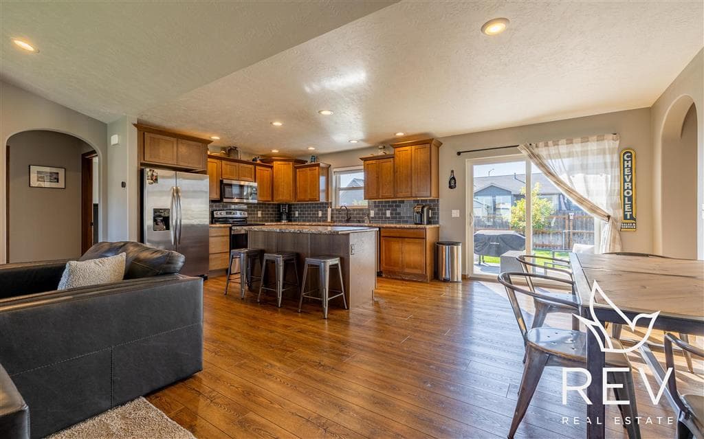 3108 Lame Deer Ave — photo 5 of 35