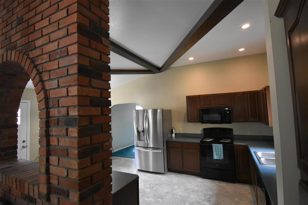 810 Road 6 — photo 21 of 33