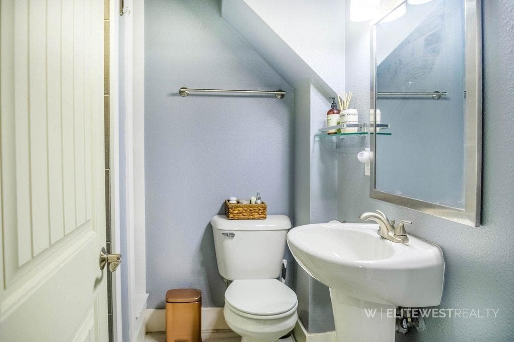 2513 Newton Ave — photo 49 of 74