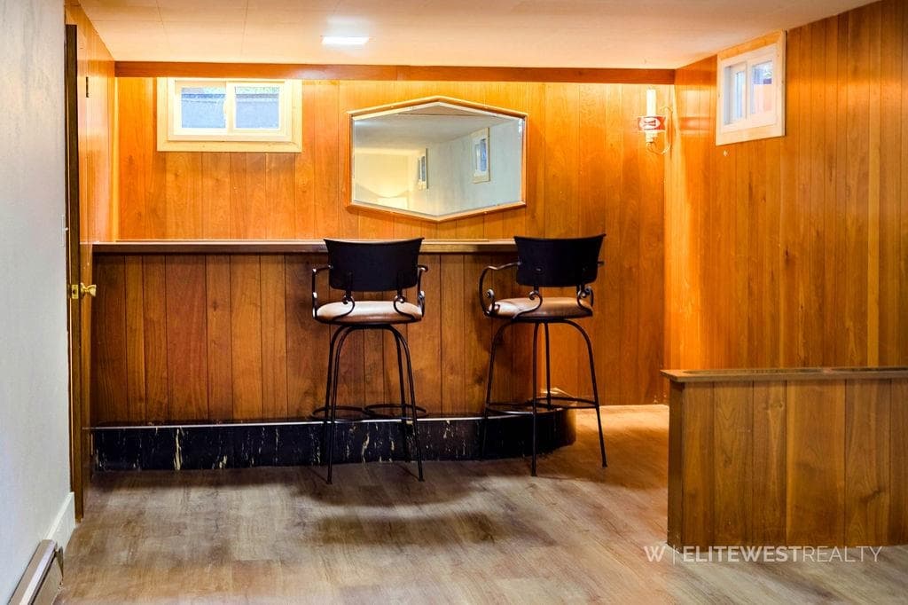 2513 Newton Ave — photo 52 of 74