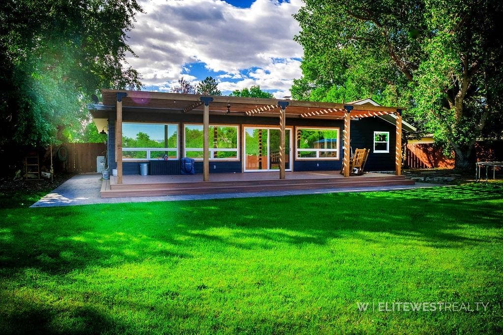 2513 Newton Ave — photo 57 of 74