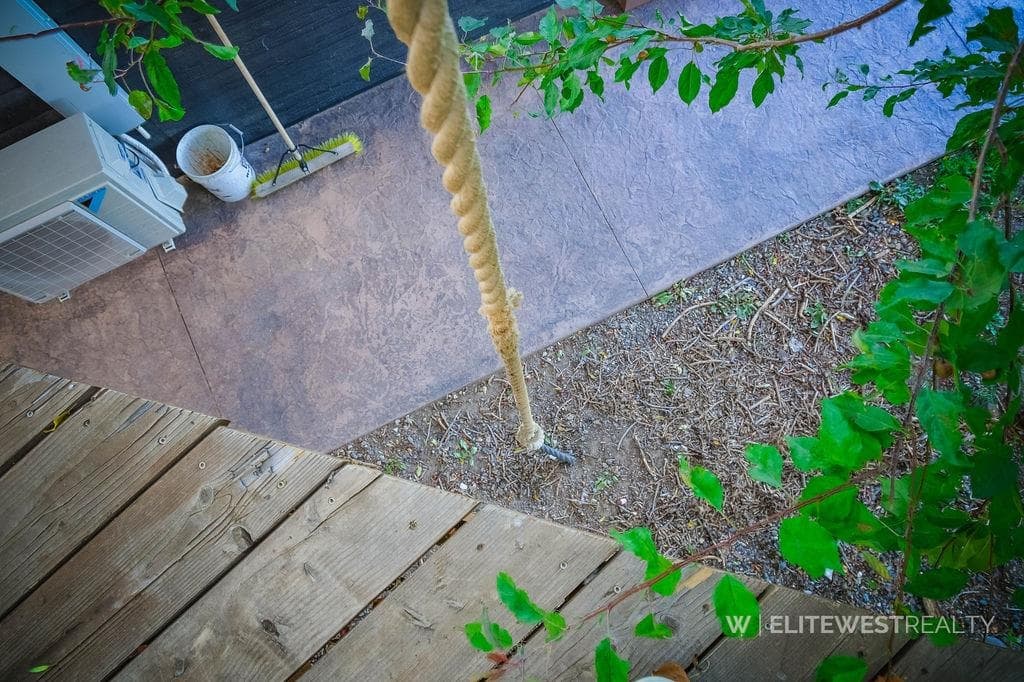 2513 Newton Ave — photo 62 of 74