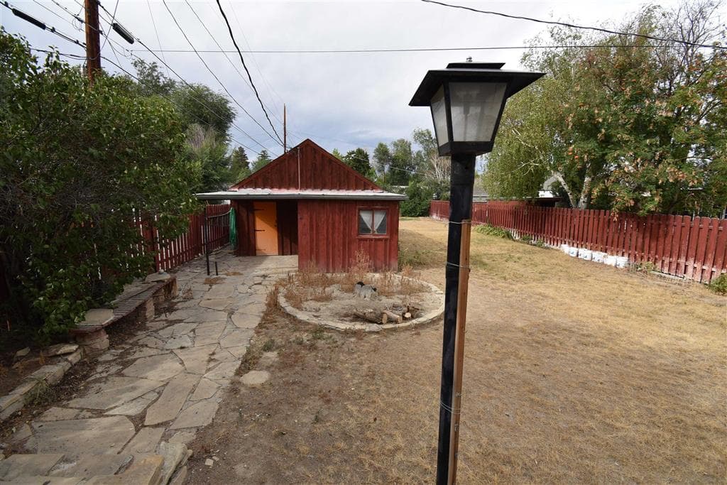 425 W 3rd — photo 25 of 30