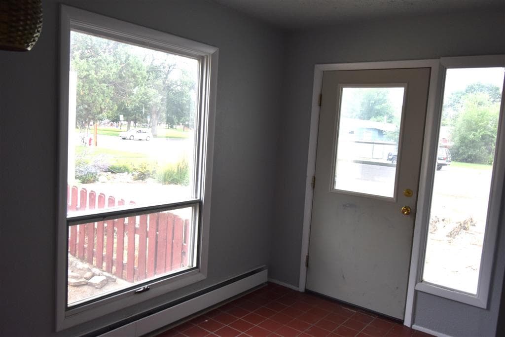 425 W 3rd — photo 4 of 30