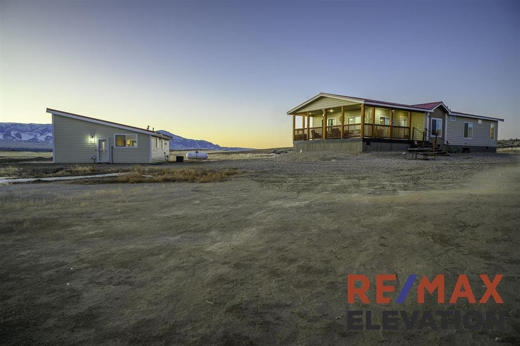 88 & 90 Richland Tr — photo 9 of 97