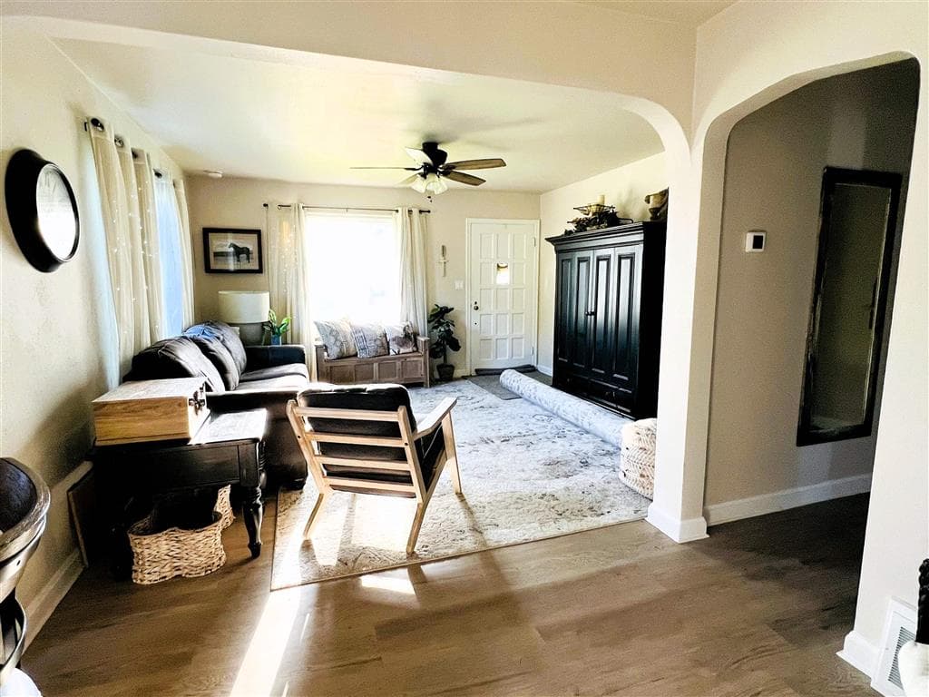 308 Hampshire — photo 11 of 29