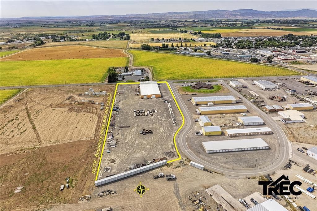 771 Lane 9 — photo 12 of 25