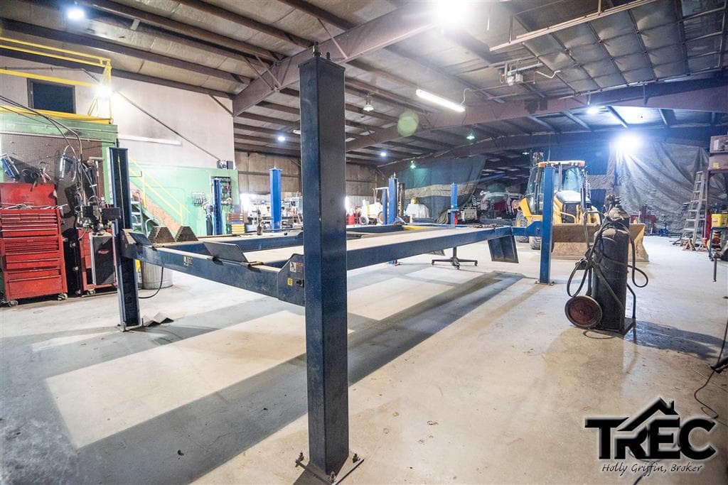 771 Lane 9 — photo 20 of 25