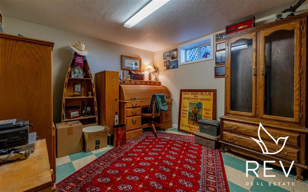 89 W Rocky Rd — photo 21 of 51