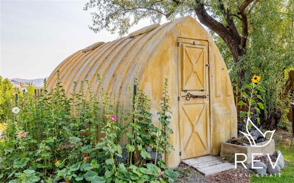 89 W Rocky Rd — photo 29 of 51