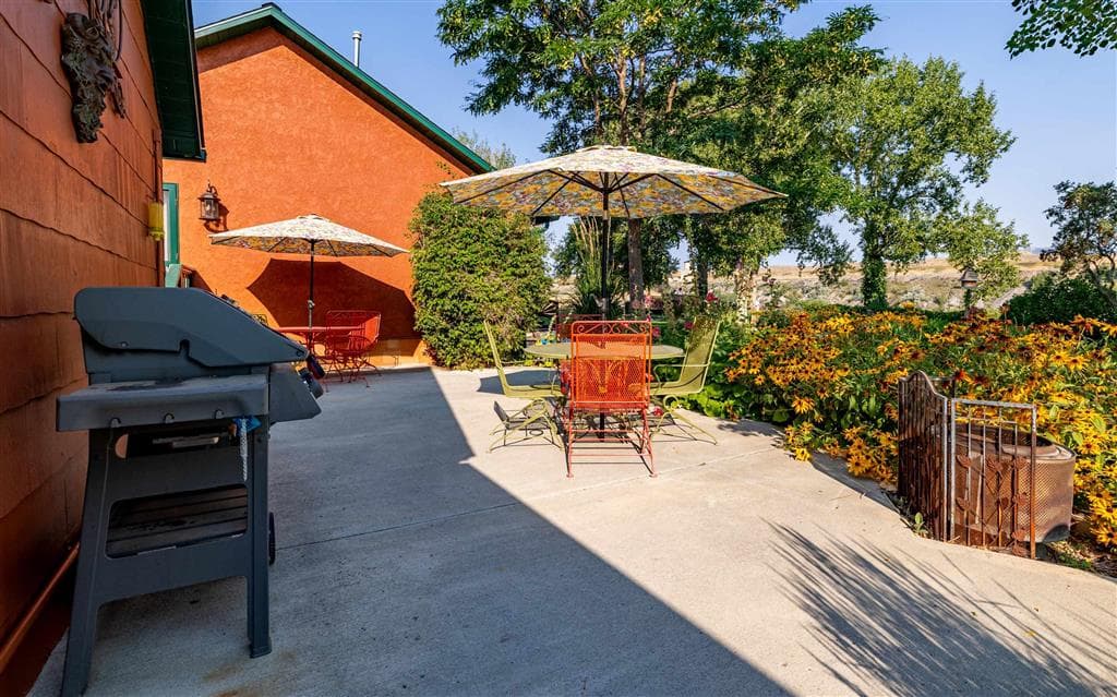 89 W Rocky Rd — photo 33 of 51