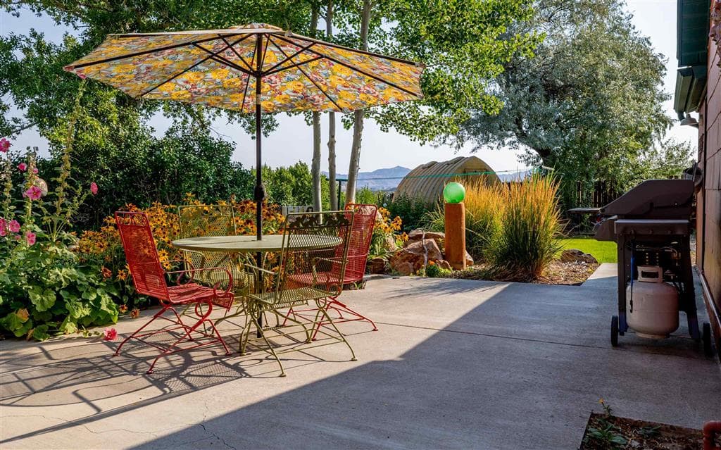 89 W Rocky Rd — photo 34 of 51