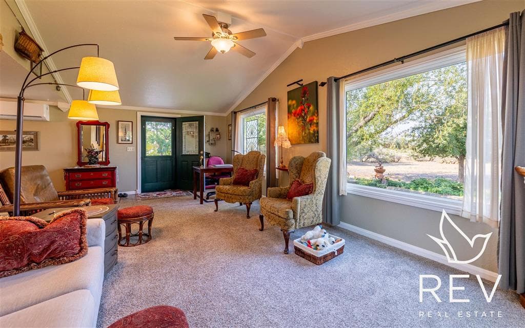 89 W Rocky Rd — photo 8 of 51